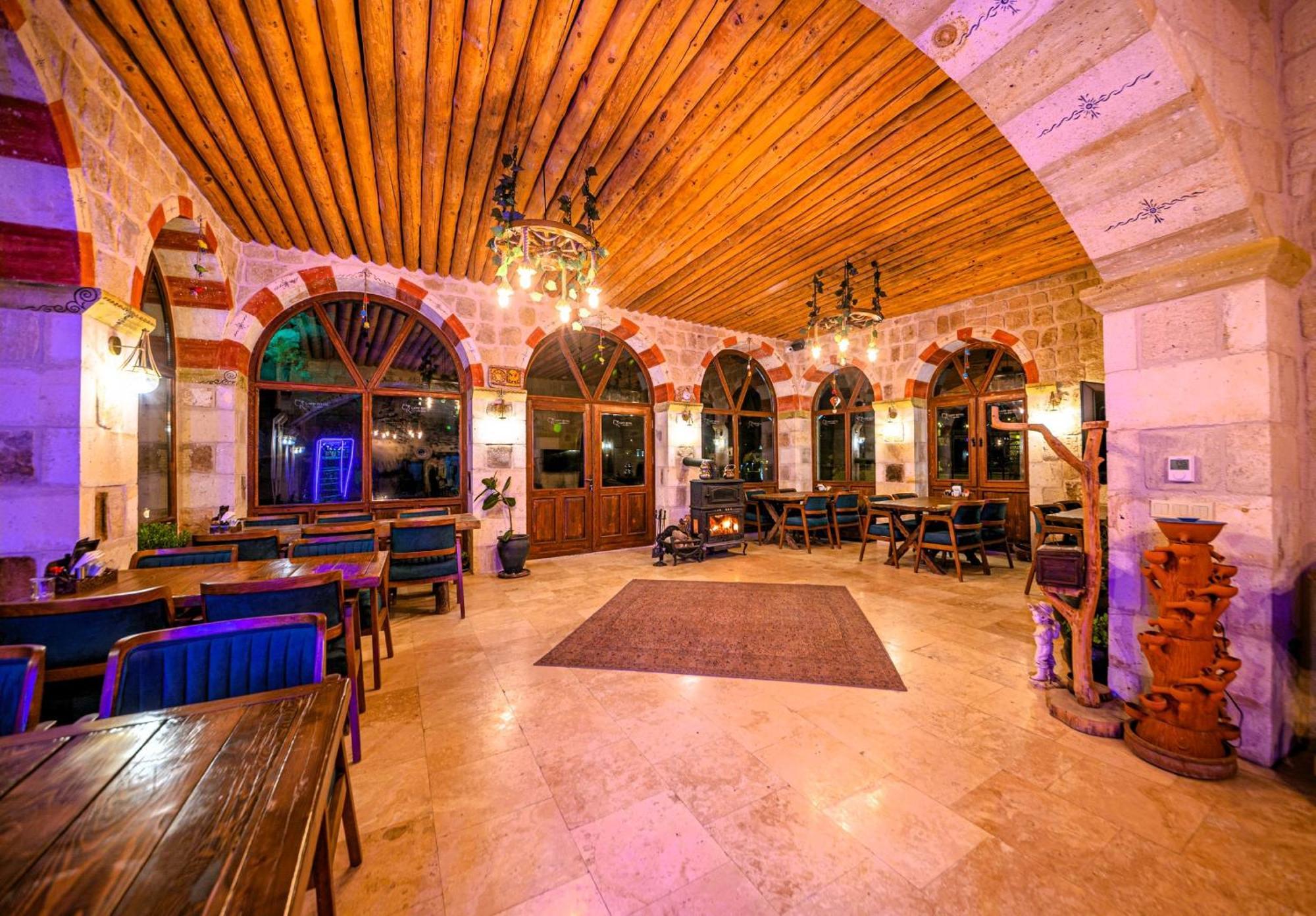 Capp Royal Cave Hotel Ürgüp Esterno foto