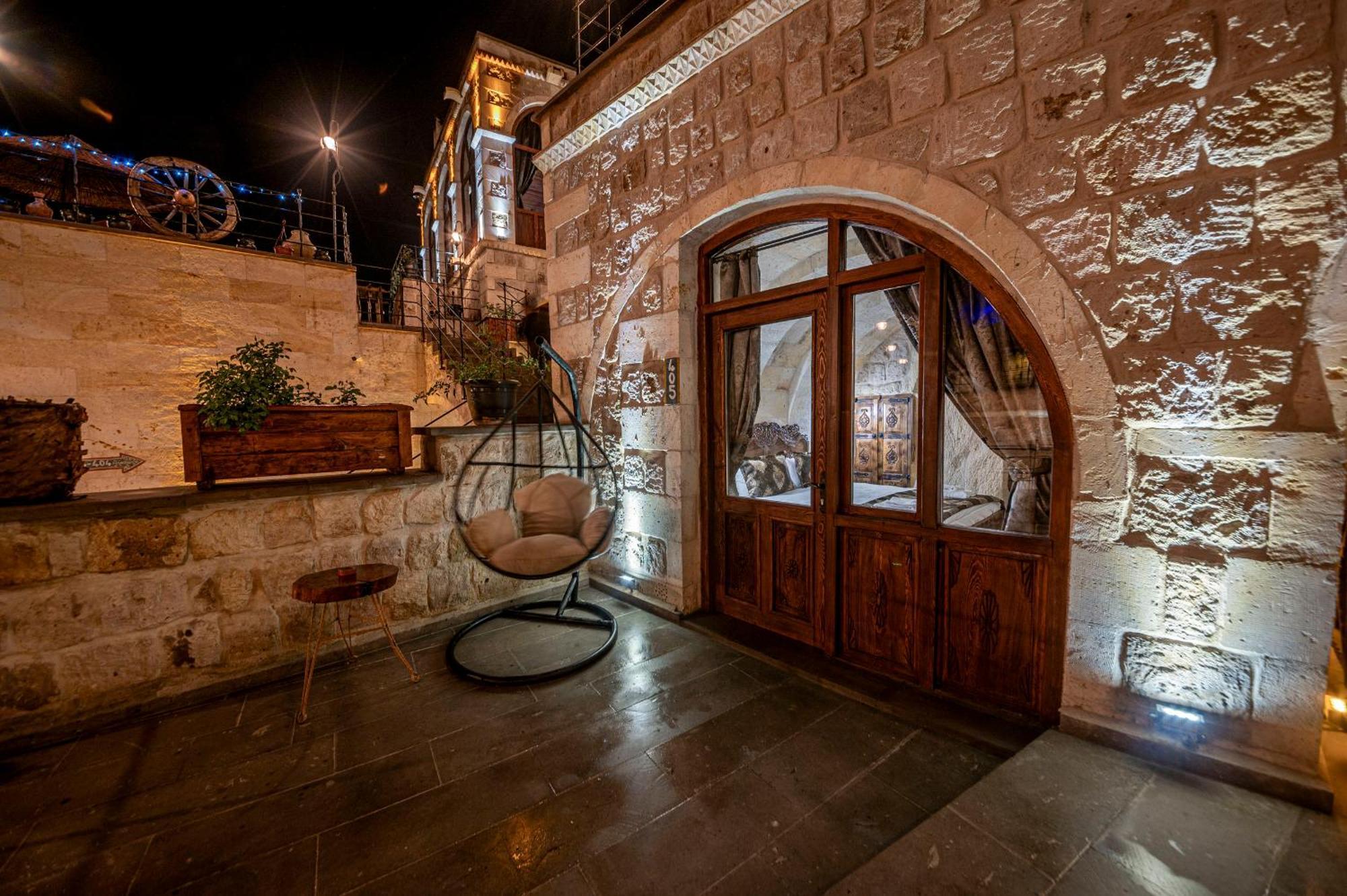 Capp Royal Cave Hotel Ürgüp Esterno foto