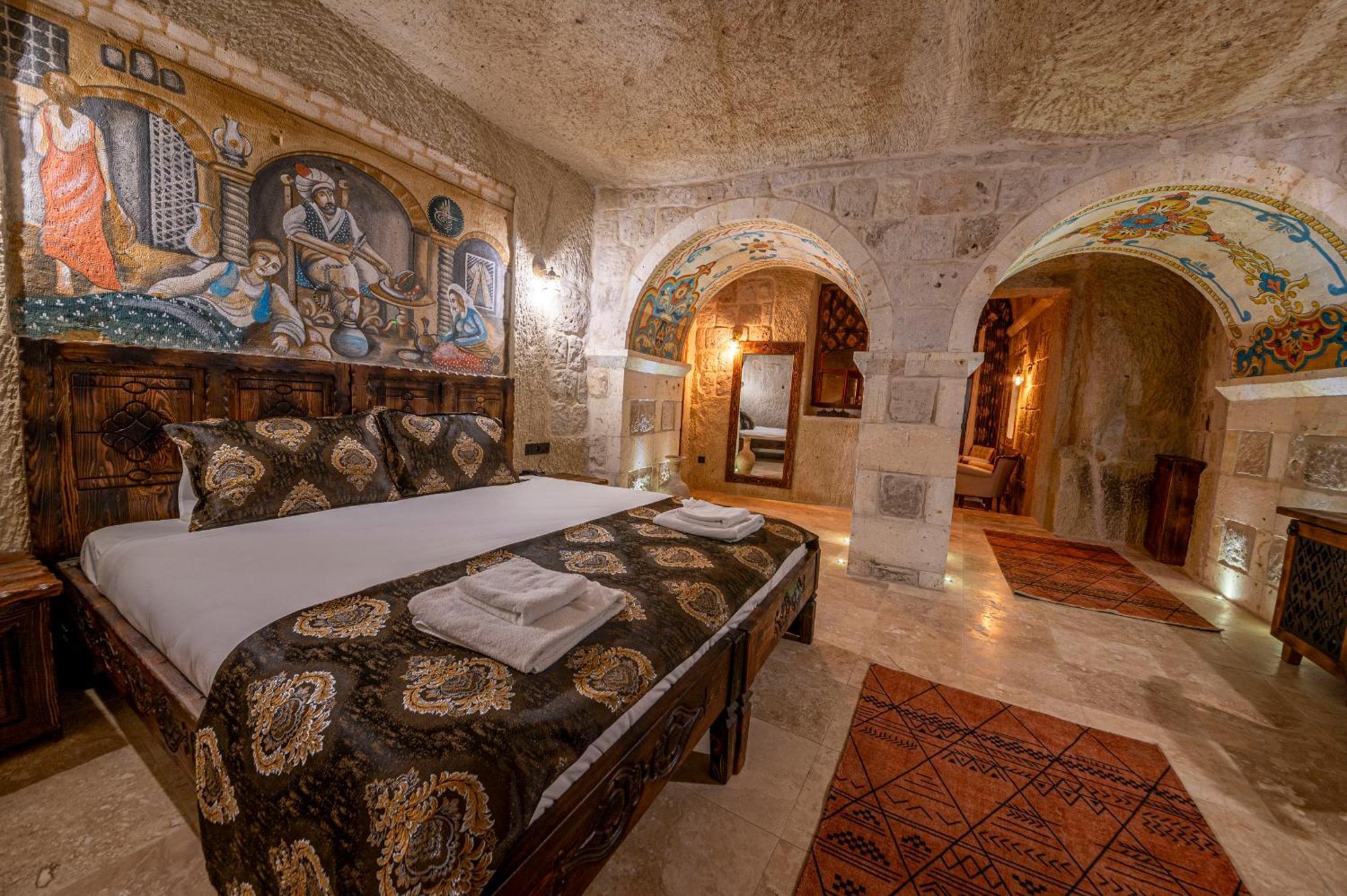 Capp Royal Cave Hotel Ürgüp Esterno foto